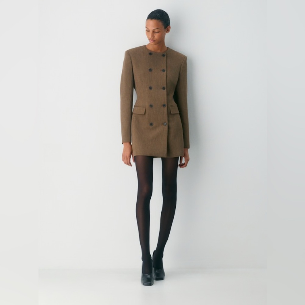 Aritzia | Babaton Skyrise Dress | Size 8